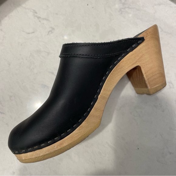 No. 6 Old School Clog - Black leather Size 7.5 / 38 - Picture 1 of 9